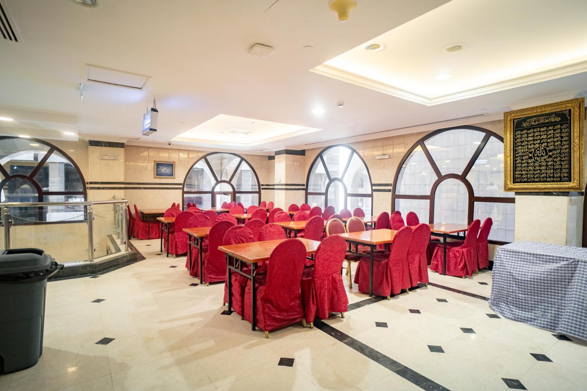 Emaar Taiba Hotel Medina Exterior photo